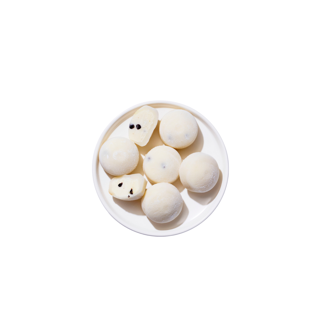 Mochidoki - Enjoy Vanilla Chocolate Chip Mochi Ice Cream